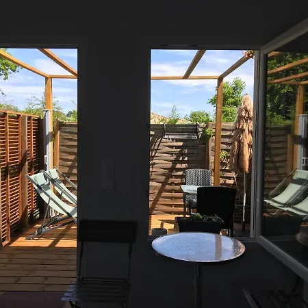 Les Aulnes De Et Piste Cyclable ,5mn A Pied 게스트하우스 상기네