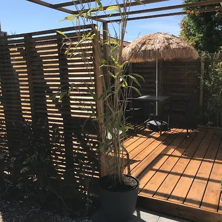 Les Aulnes De Et Piste Cyclable ,5mn A Pied 게스트하우스 상기네