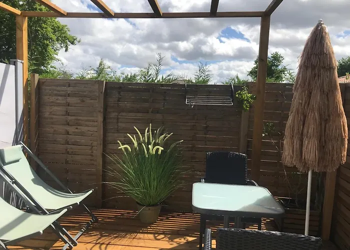 Les Aulnes De Et Piste Cyclable ,5mn A Pied Гостевой дом 3*